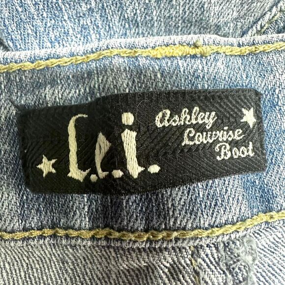 L.E.I. Blue Denim Ashley Low Rise Bootcut Flare Jeans Womens 11 2000s Y2K Retro - Picture 6 of 7